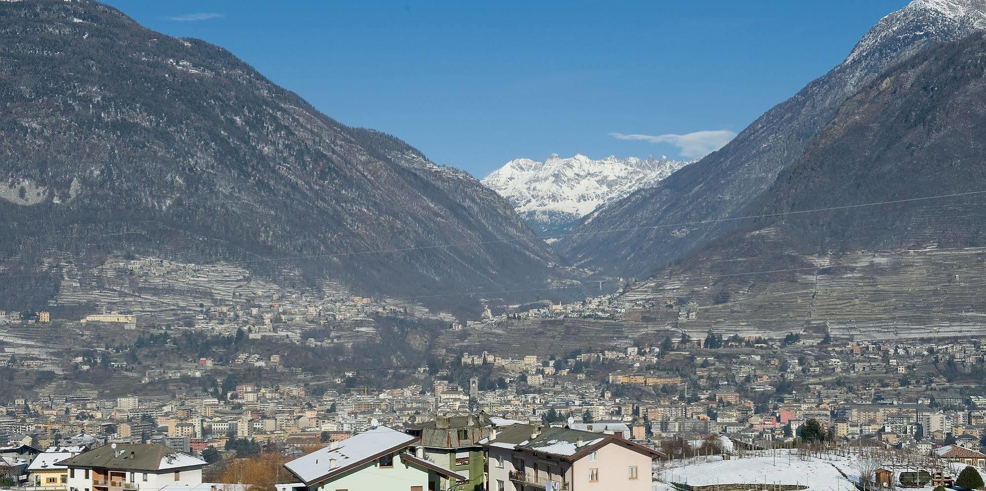 Hotel Campelli Sondrio Exteriör bild